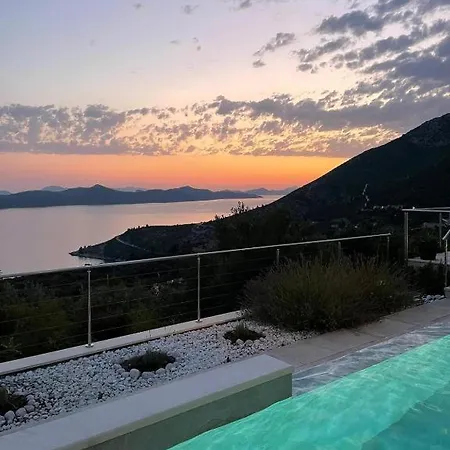 Luxury Mi Vila *