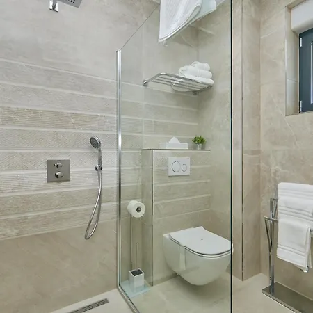 Vila Luxury Mi *