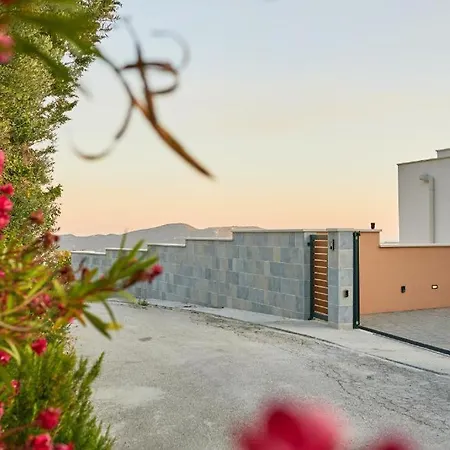 Villa Luxury Mi *