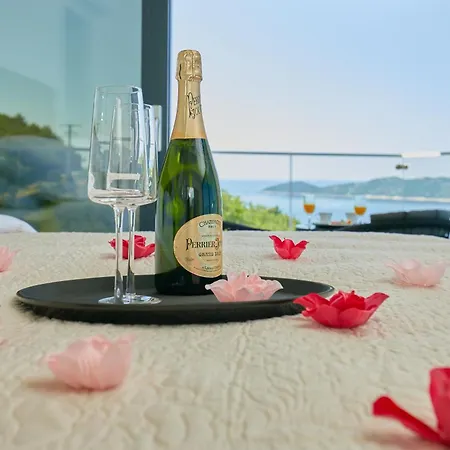 Luxury Mi *